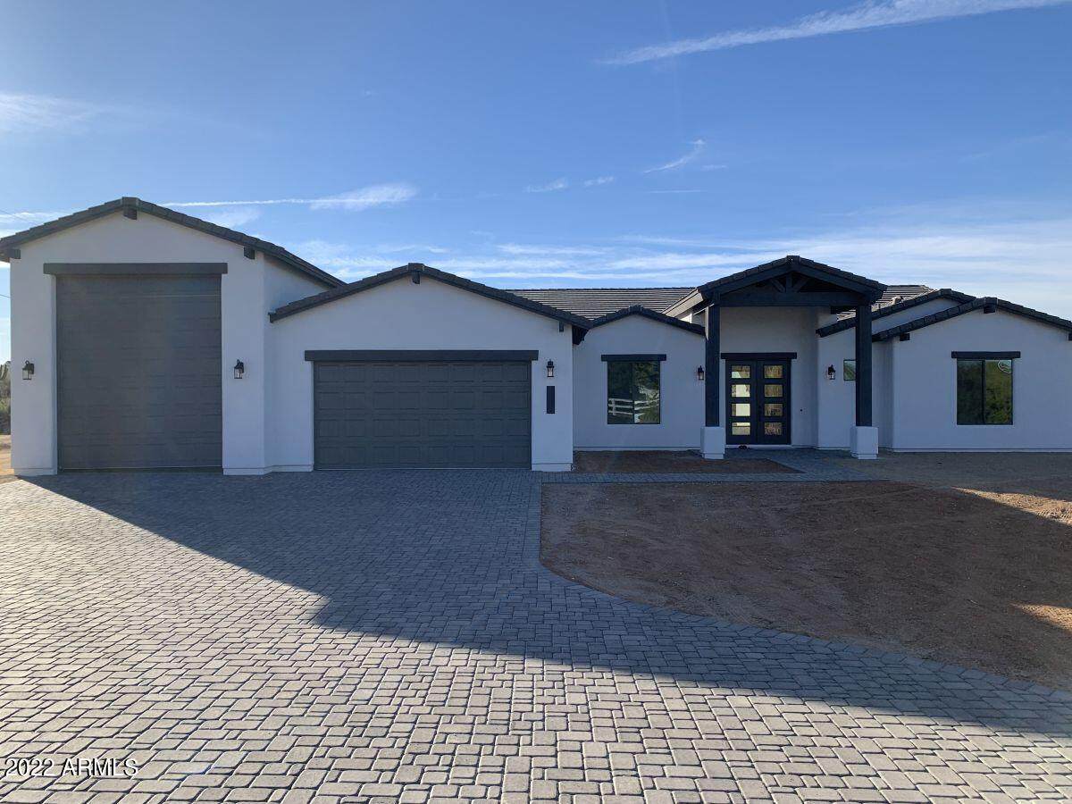 4637 White Pine Drive - Photo 1