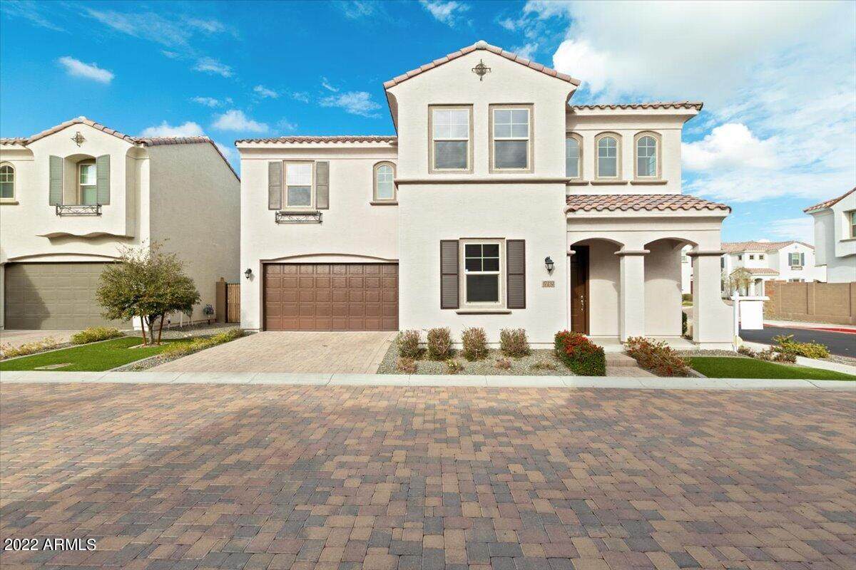 17232 10TH Street - Photo 1