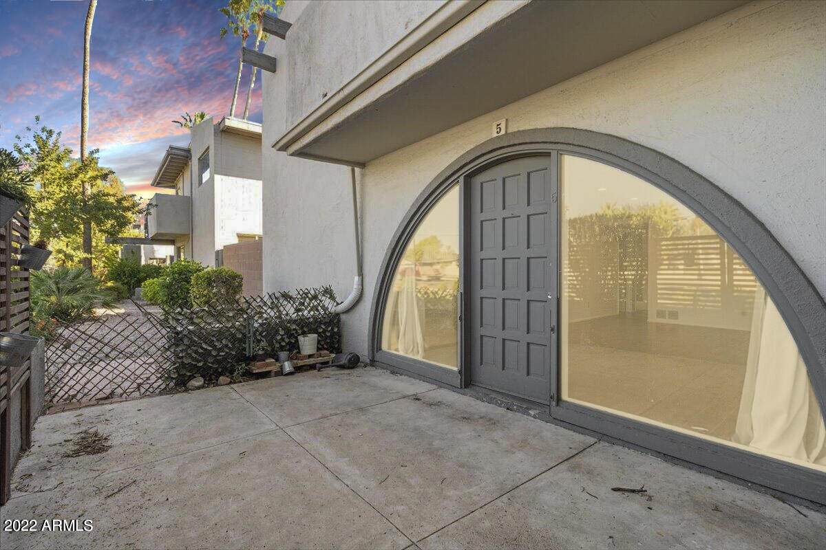 4041 Camelback Road - Photo 1
