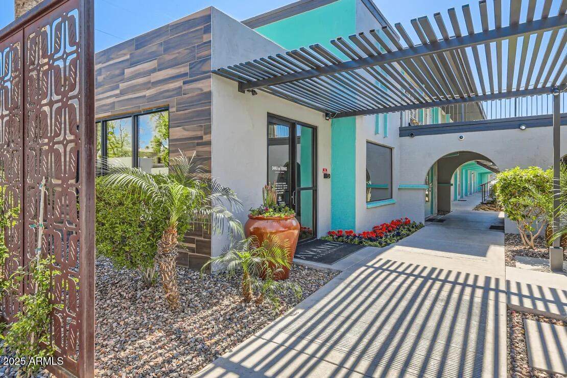 1645 Thomas Road - Photo 1