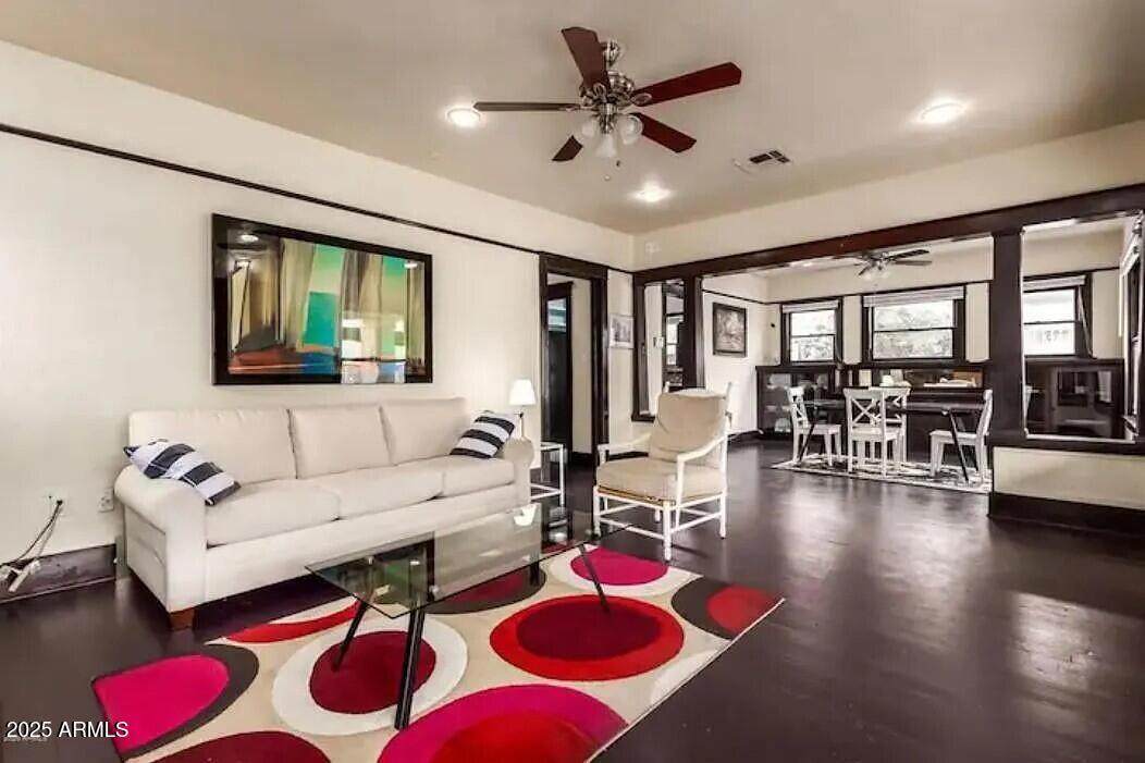 122 9TH Avenue - Photo 1