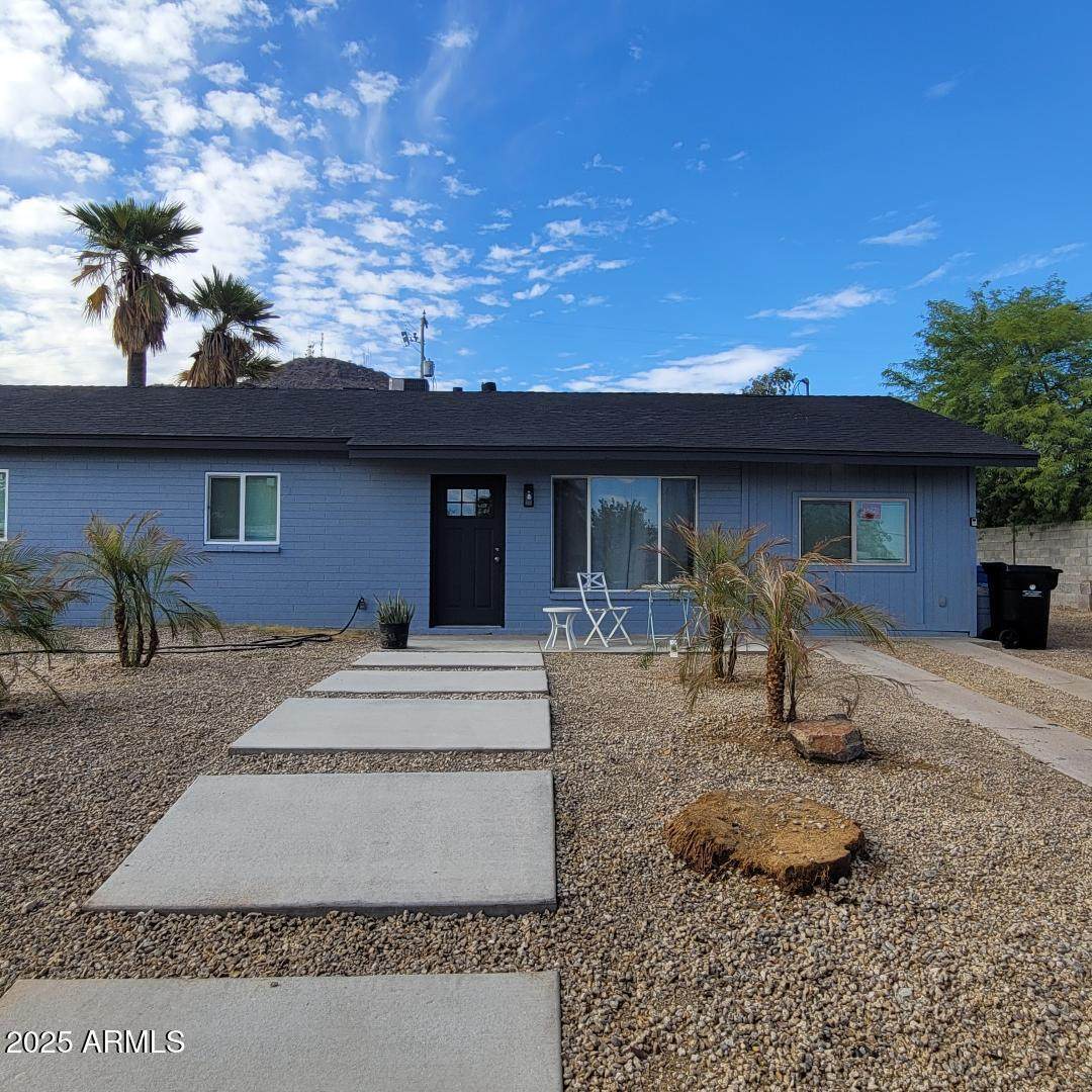 914 Sahuaro Drive - Photo 1