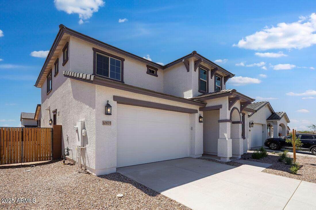 10835 Tillman Avenue - Photo 1