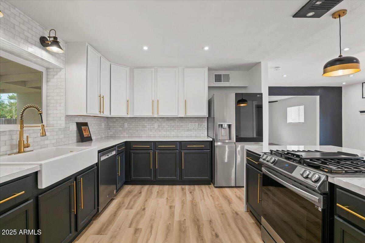 5237 Windsor Avenue - Photo 1