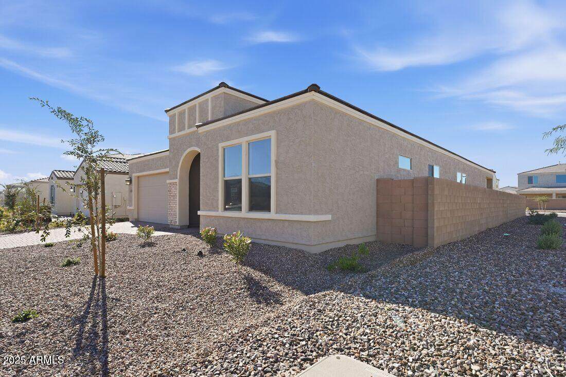 38104 Hackberry Street - Photo 1