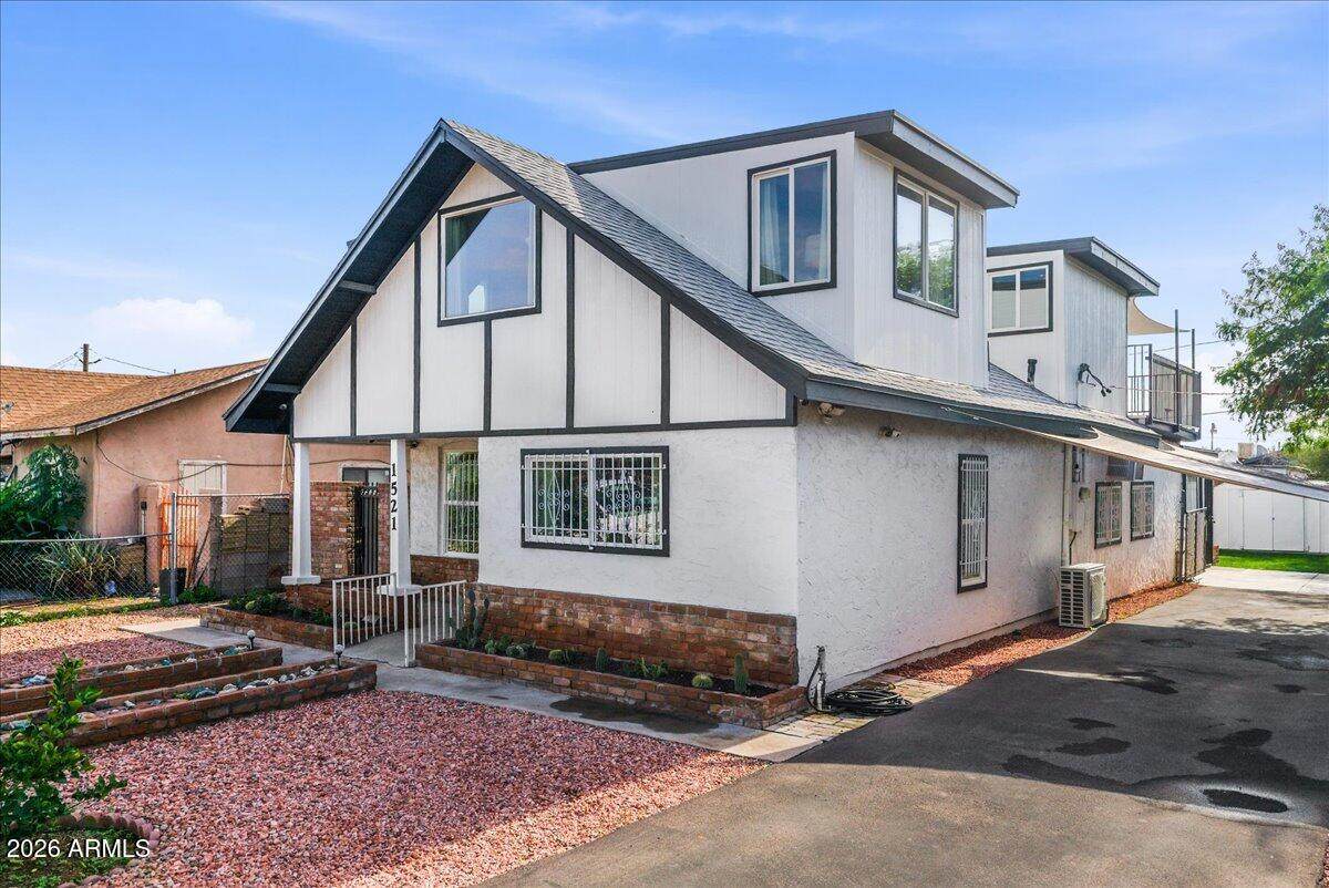 1521 Garfield Street - Photo 1