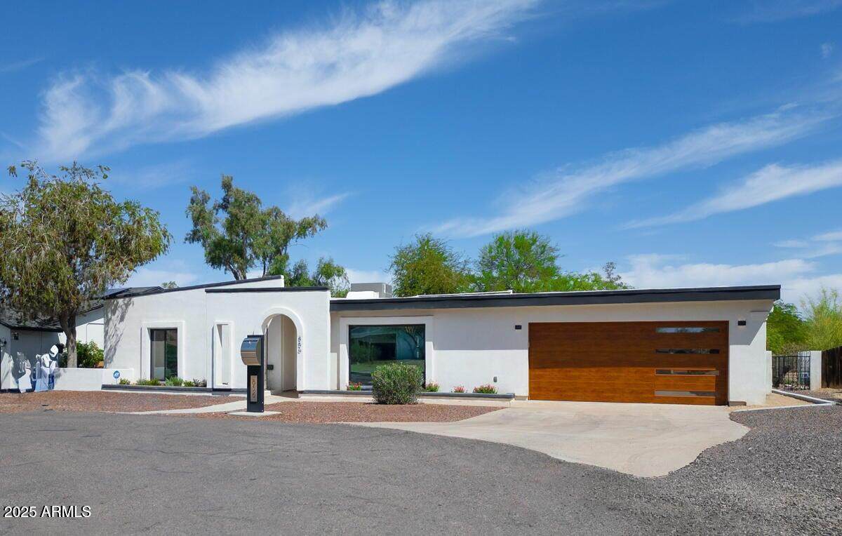 856 Village Circle Drive - Photo 1