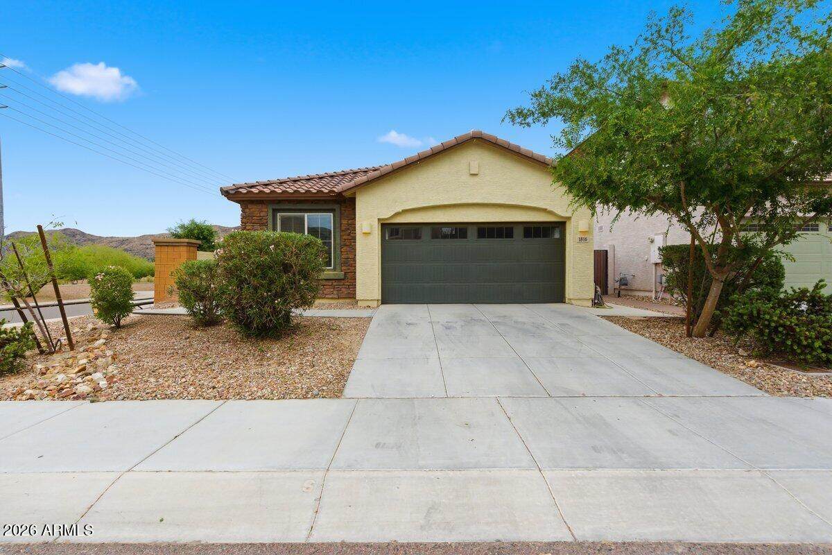 1816 Lacewood Place - Photo 1