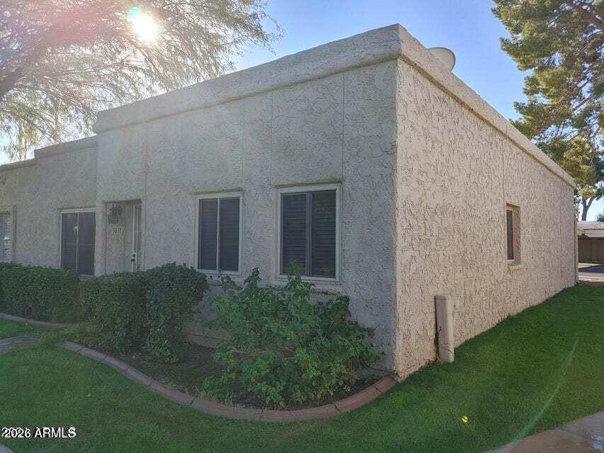 5031 81ST Street - Photo 1