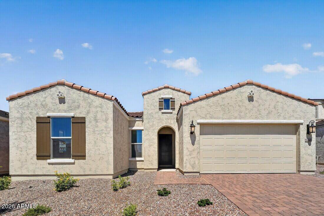 38048 Hackberry Street - Photo 1