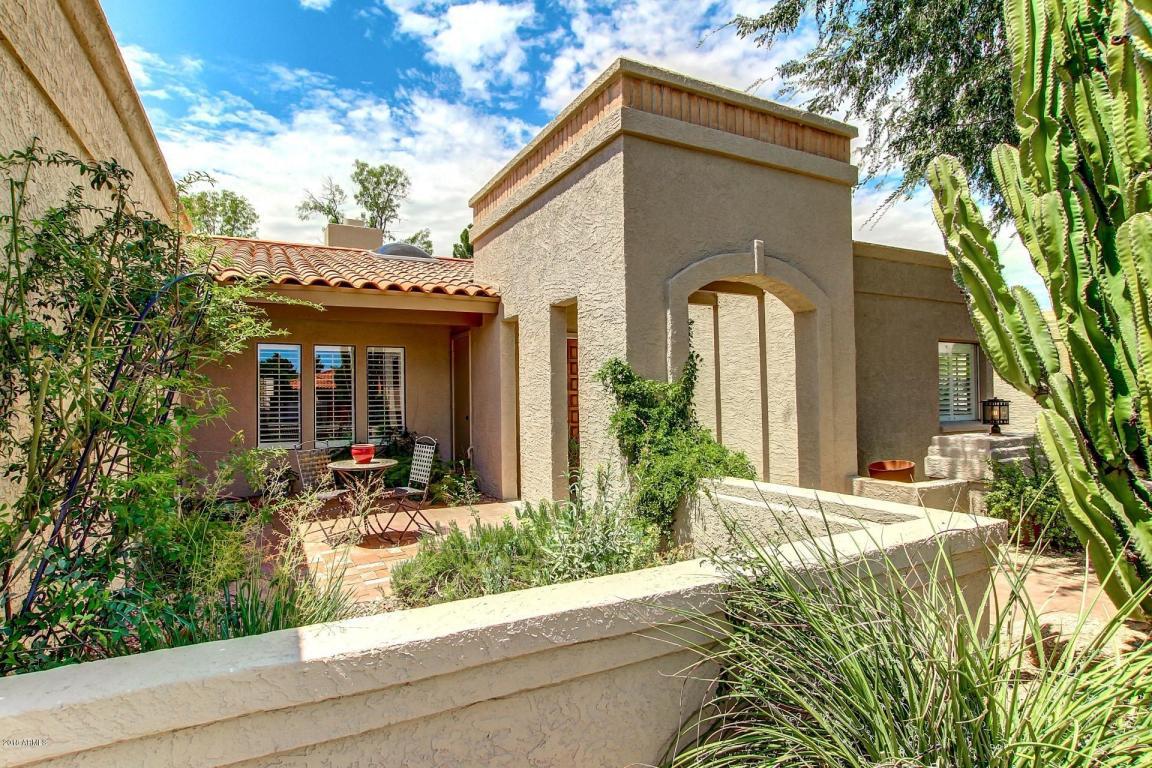 9020 82ND Street - Photo 1