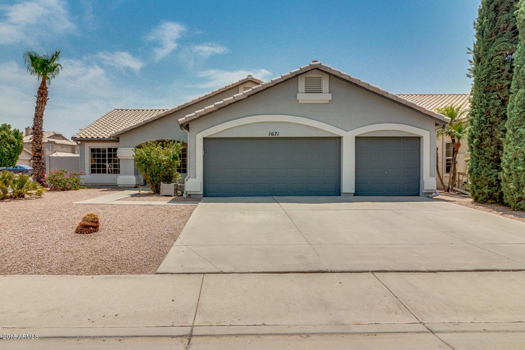 1671 Juniper Avenue - Photo 1
