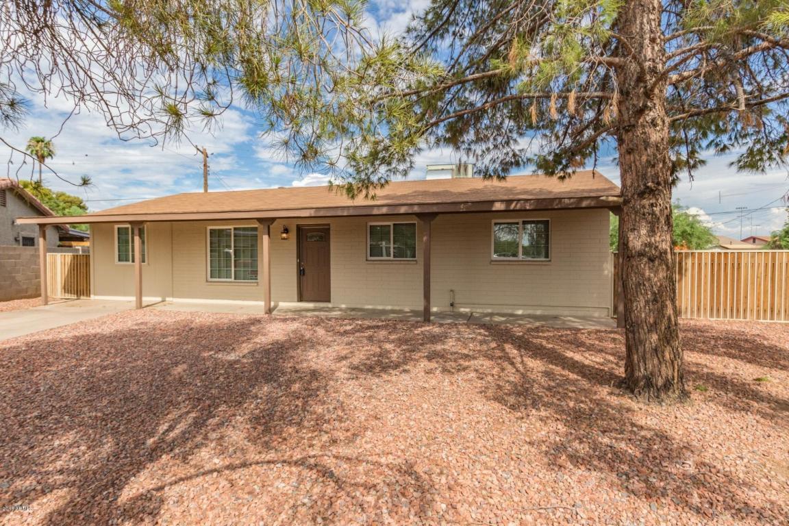 5511 Weldon Avenue - Photo 1