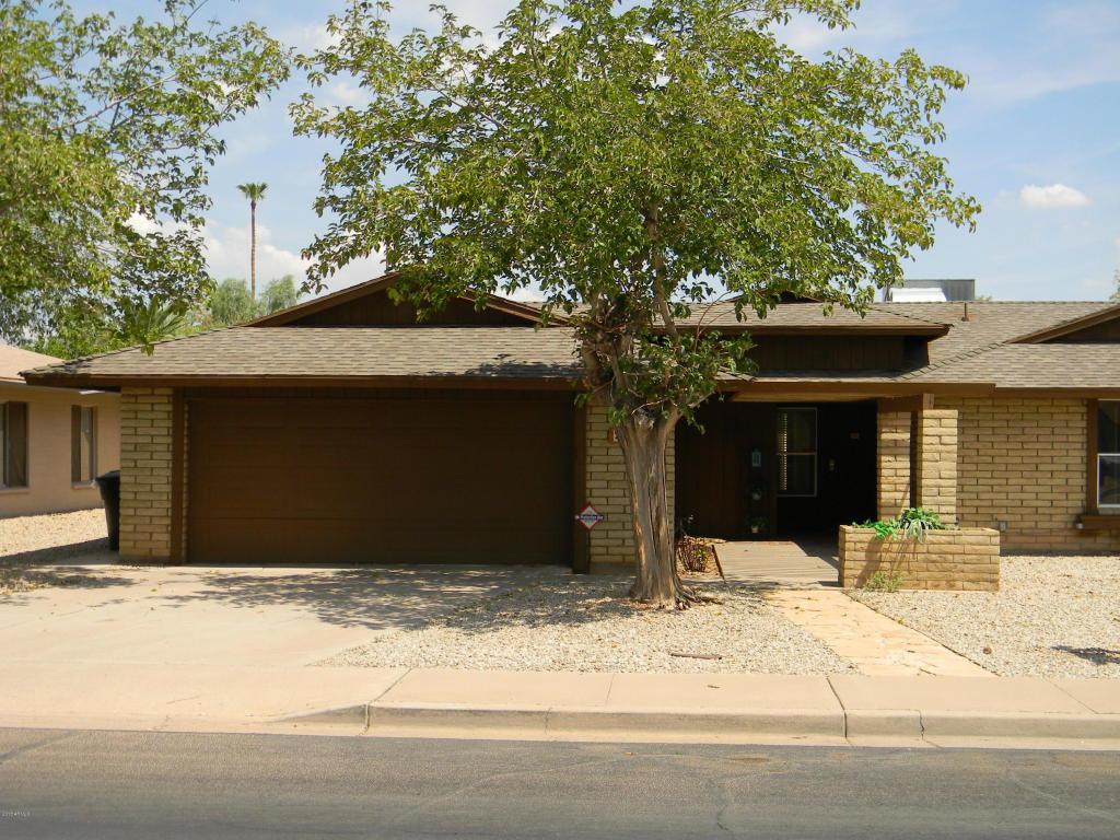 2867 Standage - Photo 1