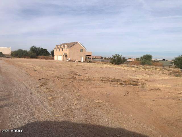 4324 Ascot Drive - Photo 1