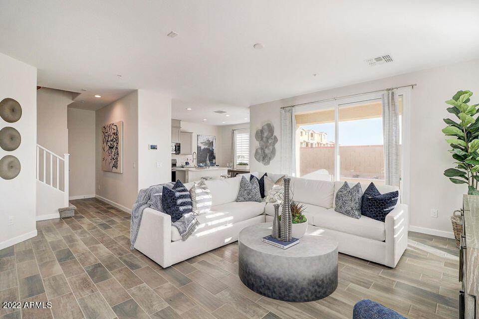 1255 Arizona Avenue - Photo 1