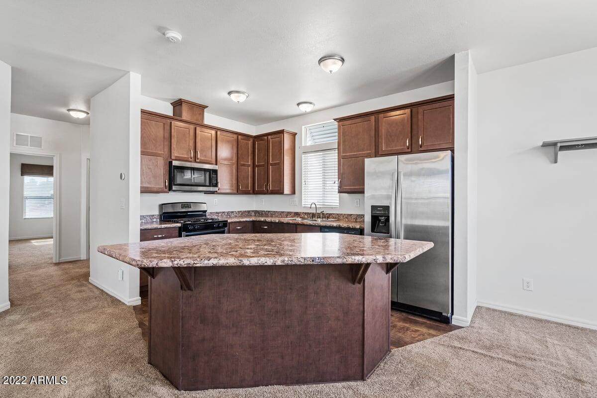 16005 32nd Street - Photo 1