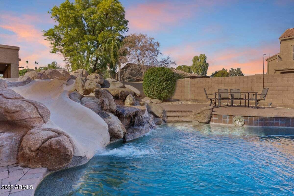 84 Joseph Way - Photo 1