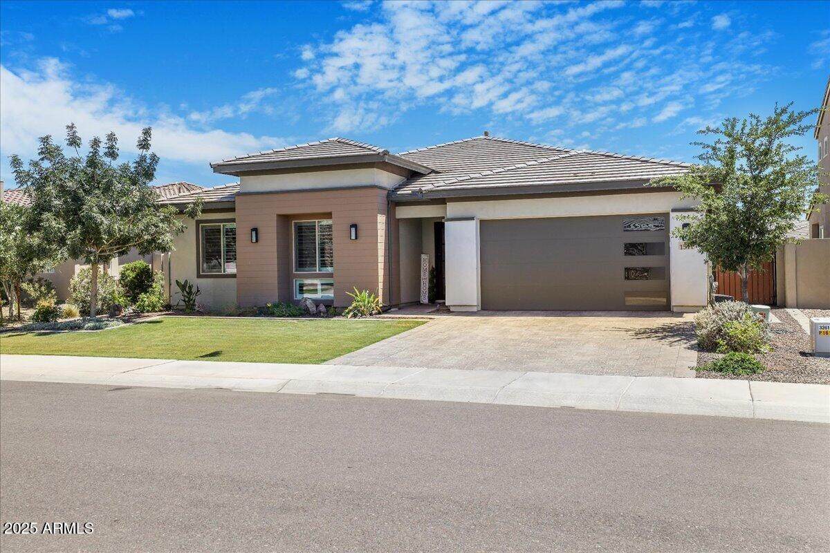 1511 Lynx Way - Photo 1