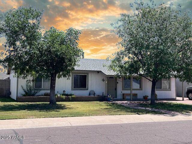 14439 38TH Place - Photo 1