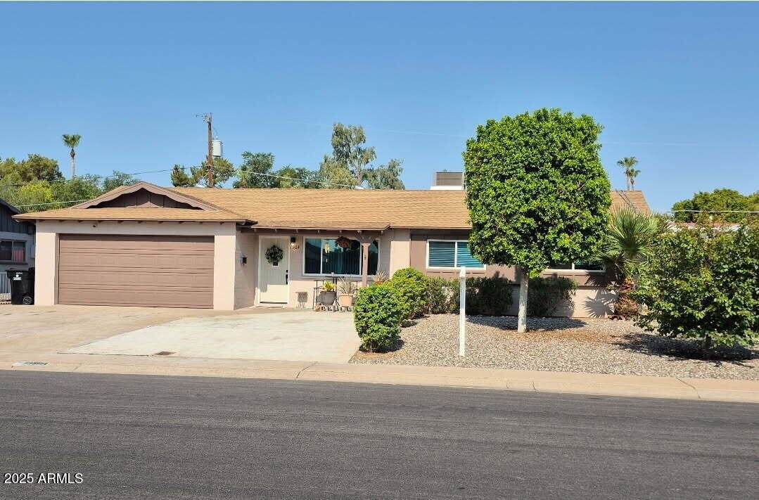 13614 33RD Avenue - Photo 1