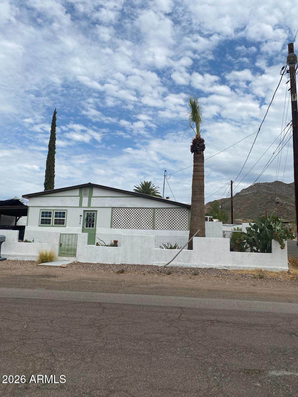 526 Poephyry Street - Photo 1