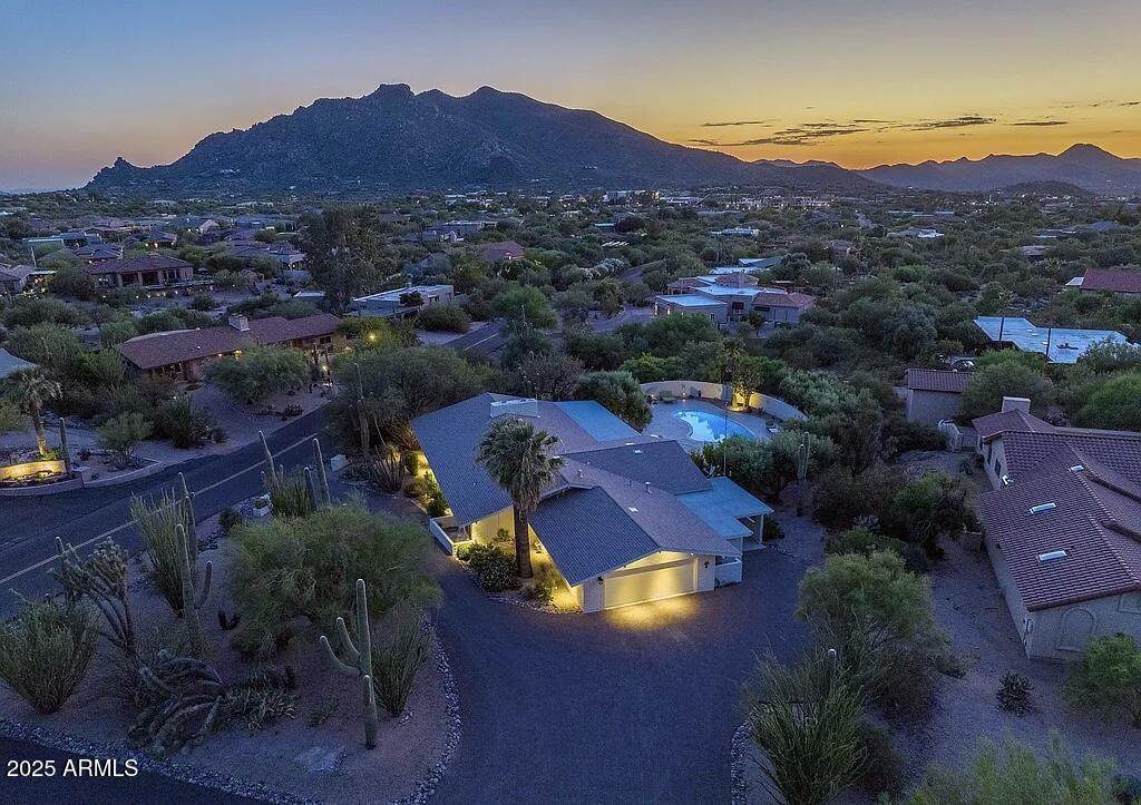 https://bt-photos.global.ssl.fastly.net/armls/1280_boomver_3_6998045-2.jpg