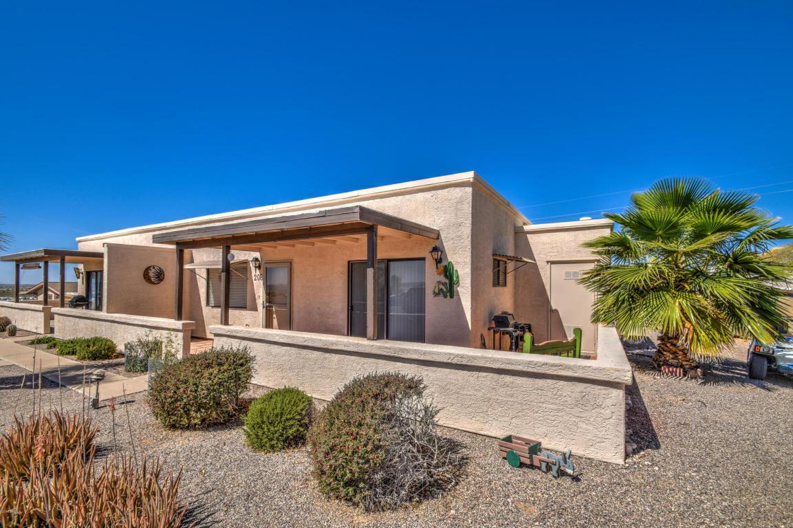 208 Arizona Circle - Photo 1