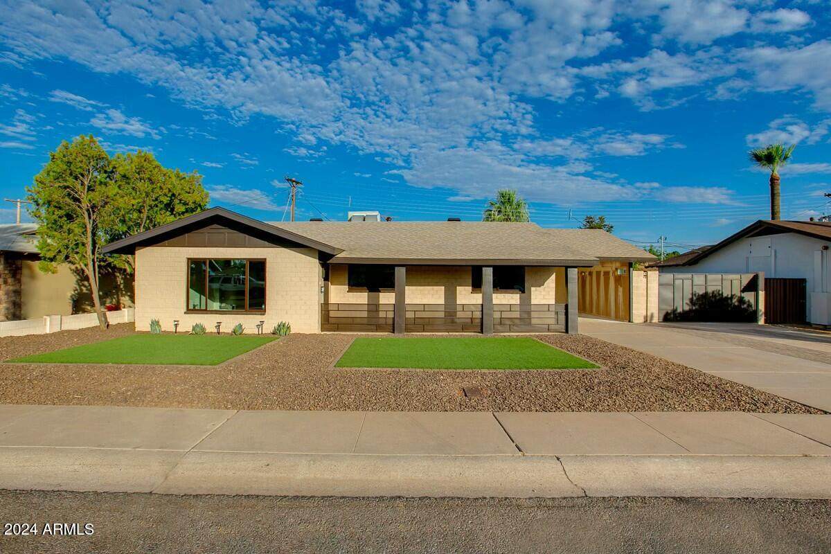 8707 Rancho Vista Drive - Photo 1