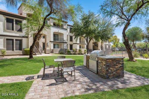 15801 48th Street - Photo 1