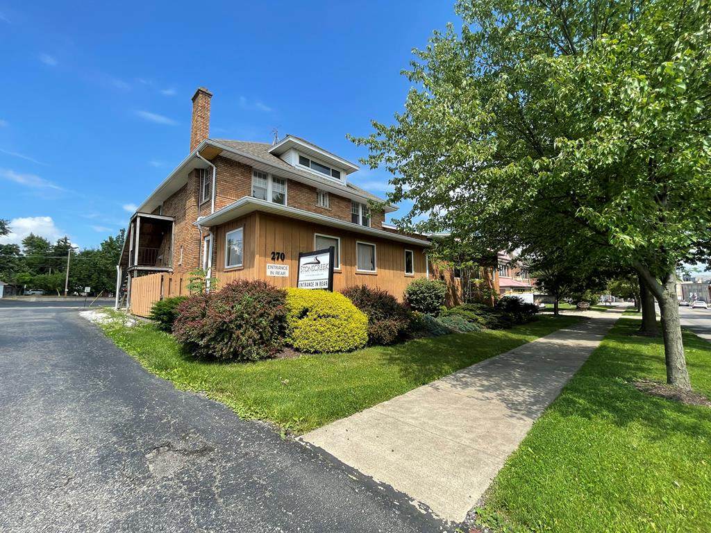 270 Sandusky St - Photo 1