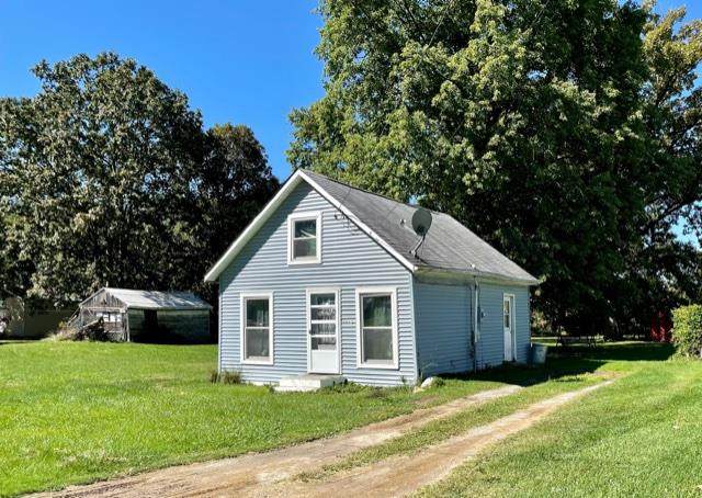 1016 Virginia Ave - Photo 1