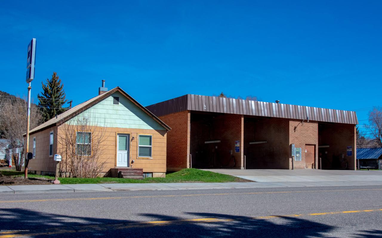 915 Market Street - Photo 1
