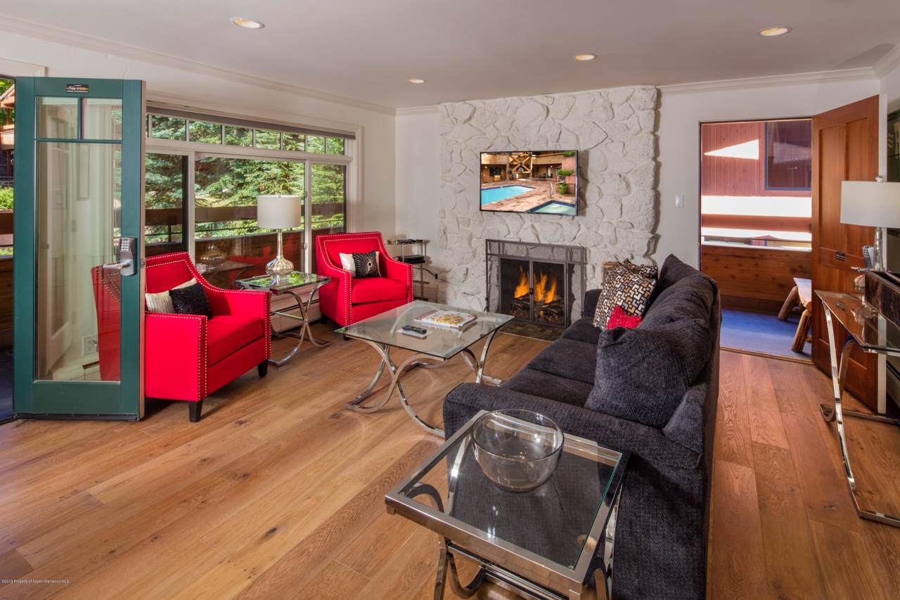 747 Galena Street - Photo 1