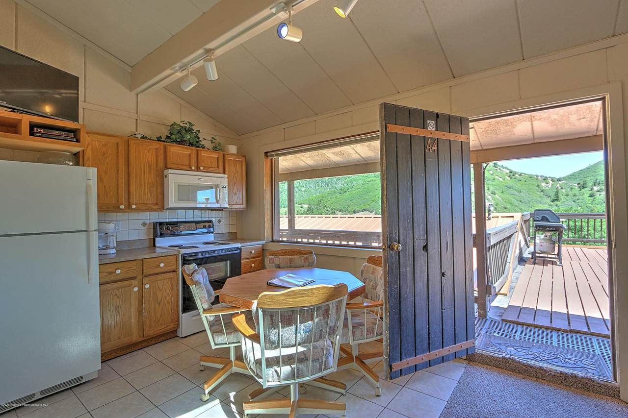 11101 County Road 117 - Photo 1