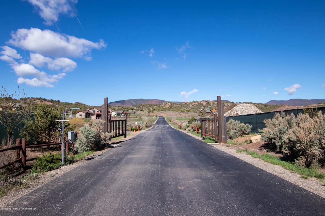 221 Chaparral Ranch Rd - Photo 1
