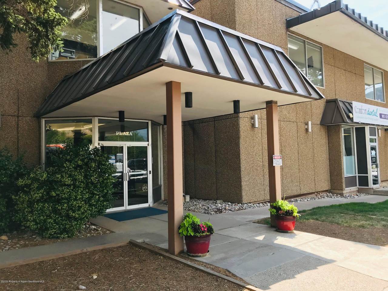 1512 Grand Avenue - Photo 1