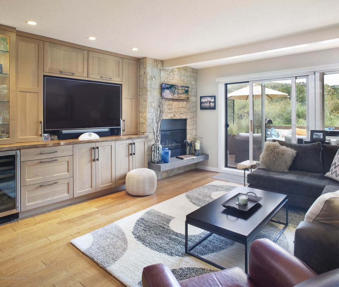 115 Harleston Green - Photo 1