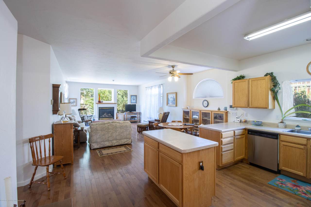 305 Sagemont Circle - Photo 1