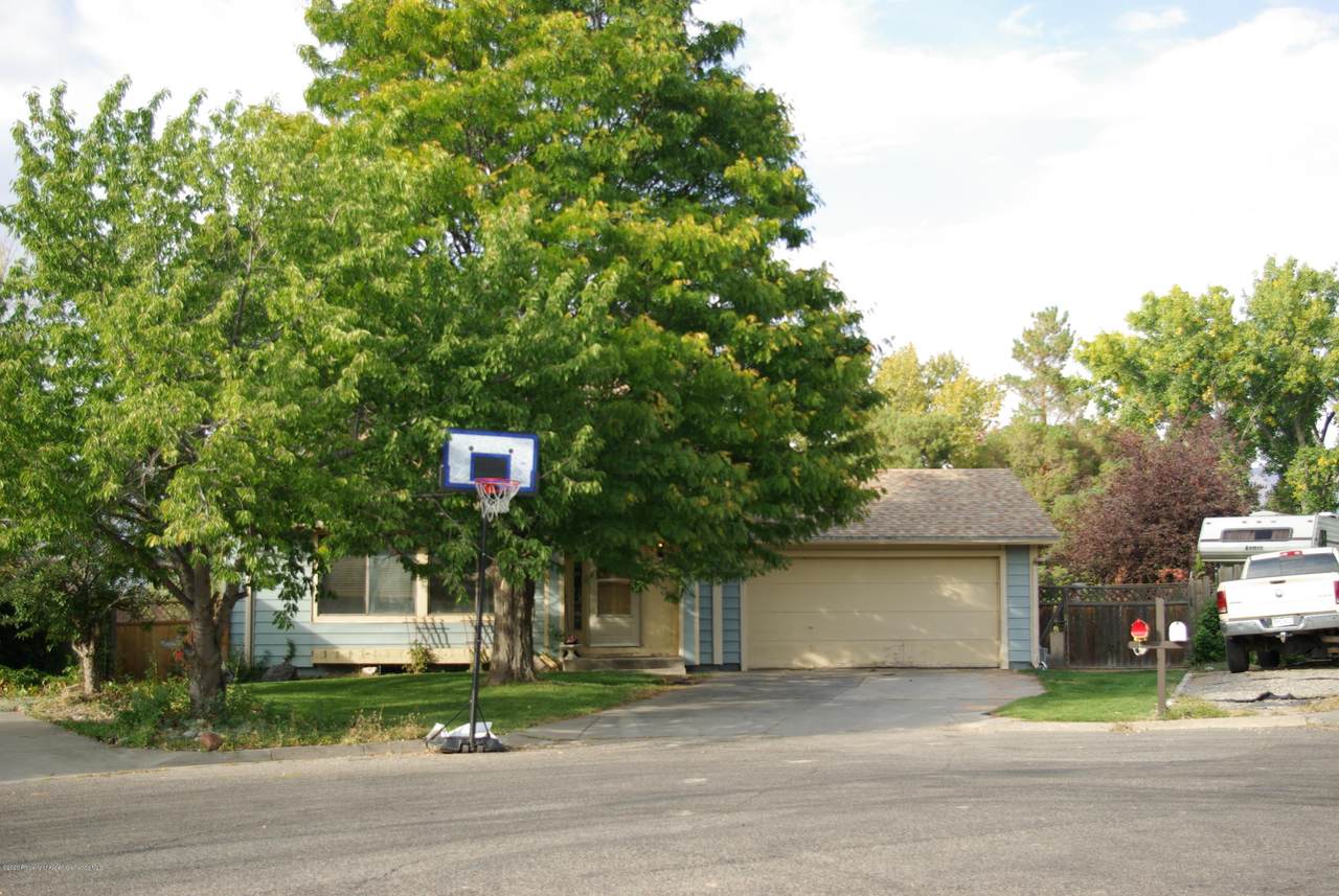 47 Aspen Way - Photo 1