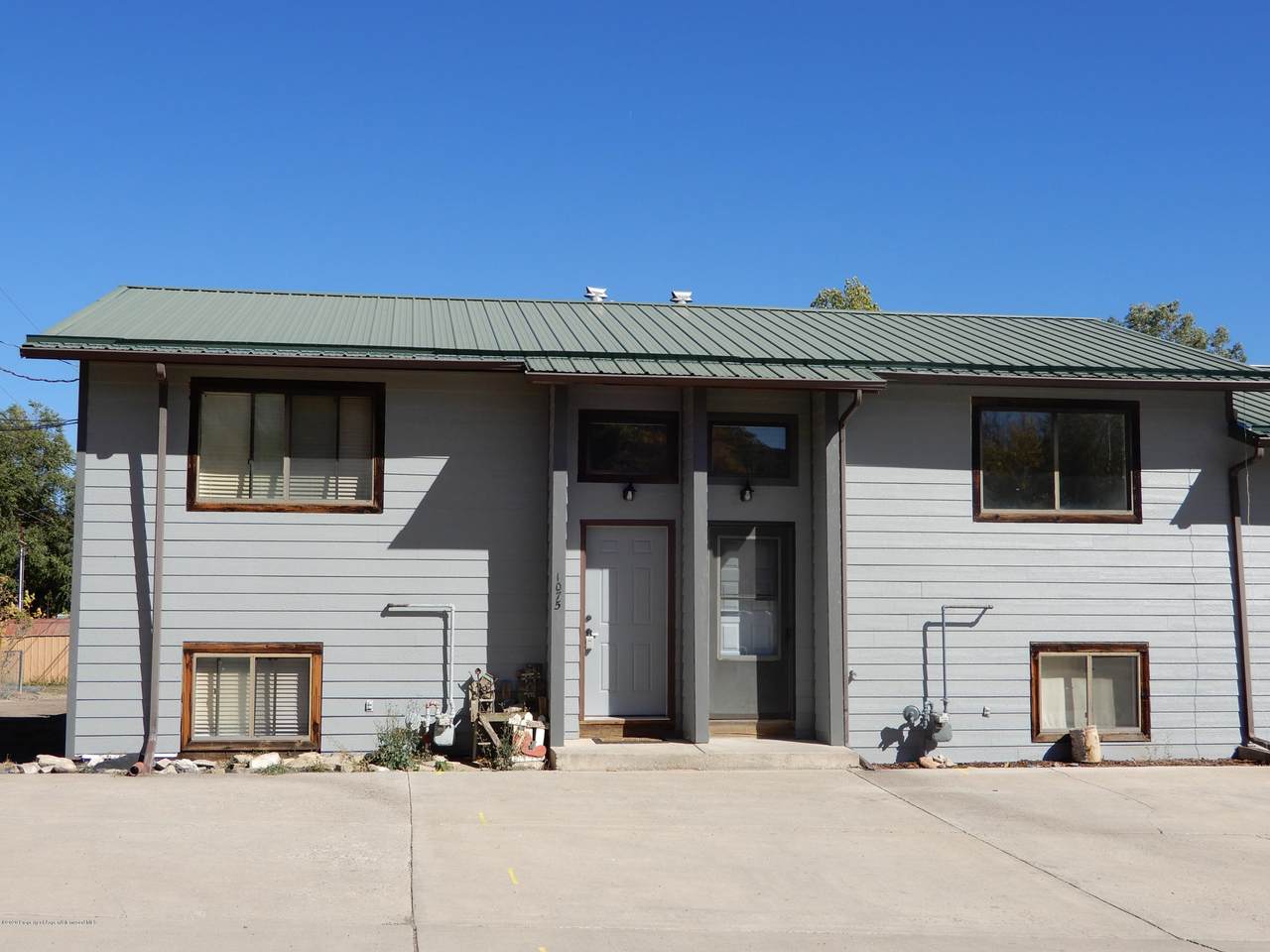 1075 Cleveland Street - Photo 1