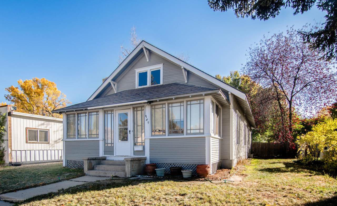 585 School Street - Photo 1