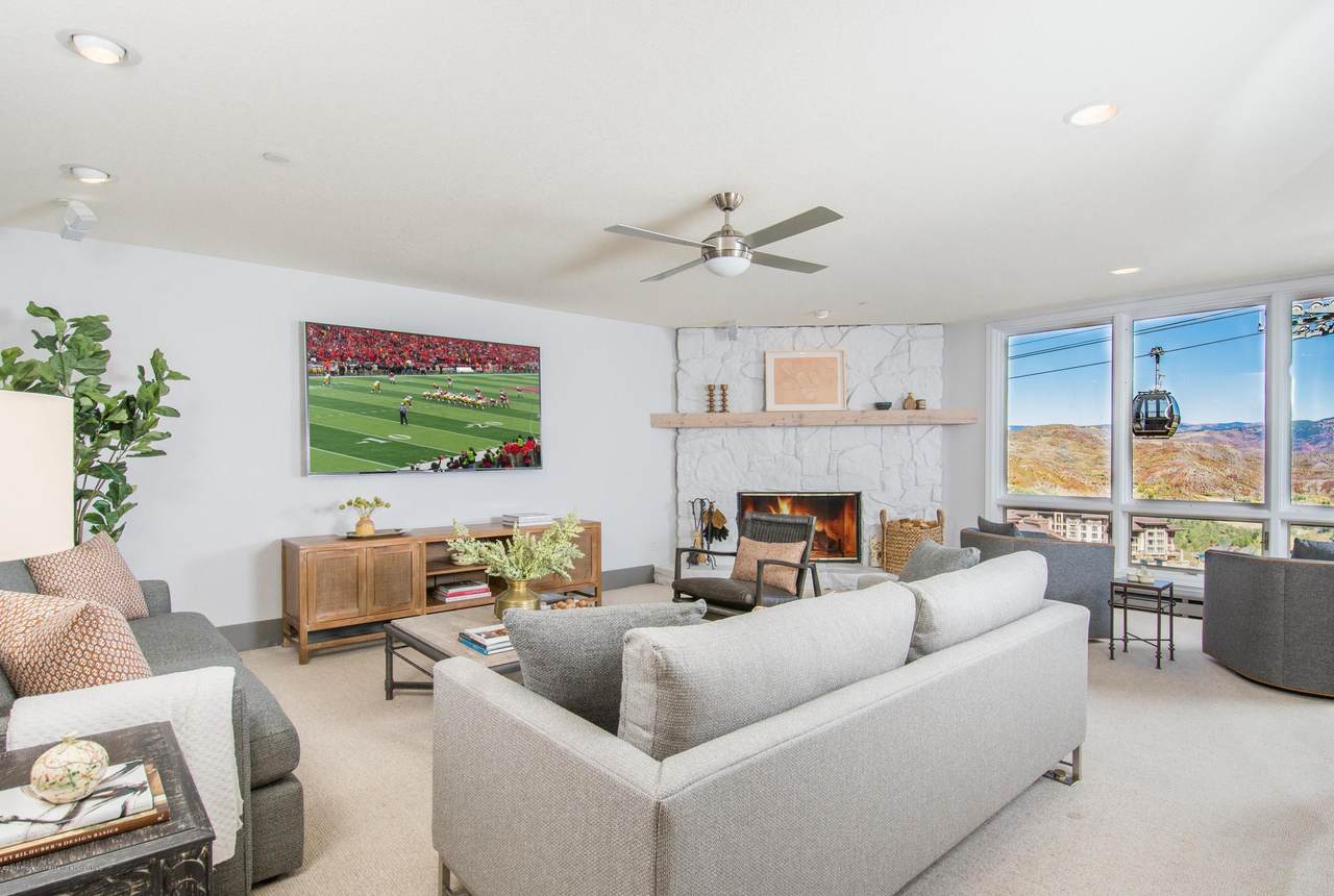 476 Wood Road - Photo 1