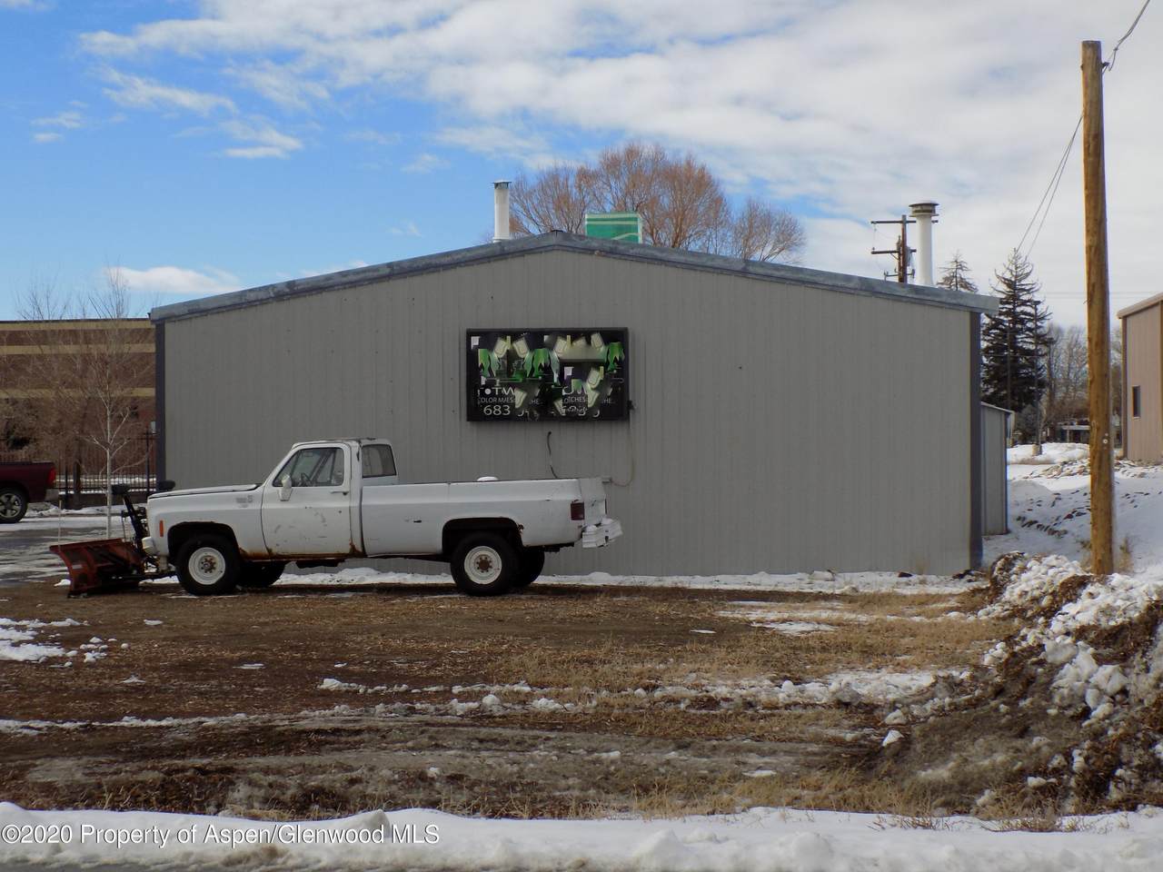 451 Green Street - Photo 1