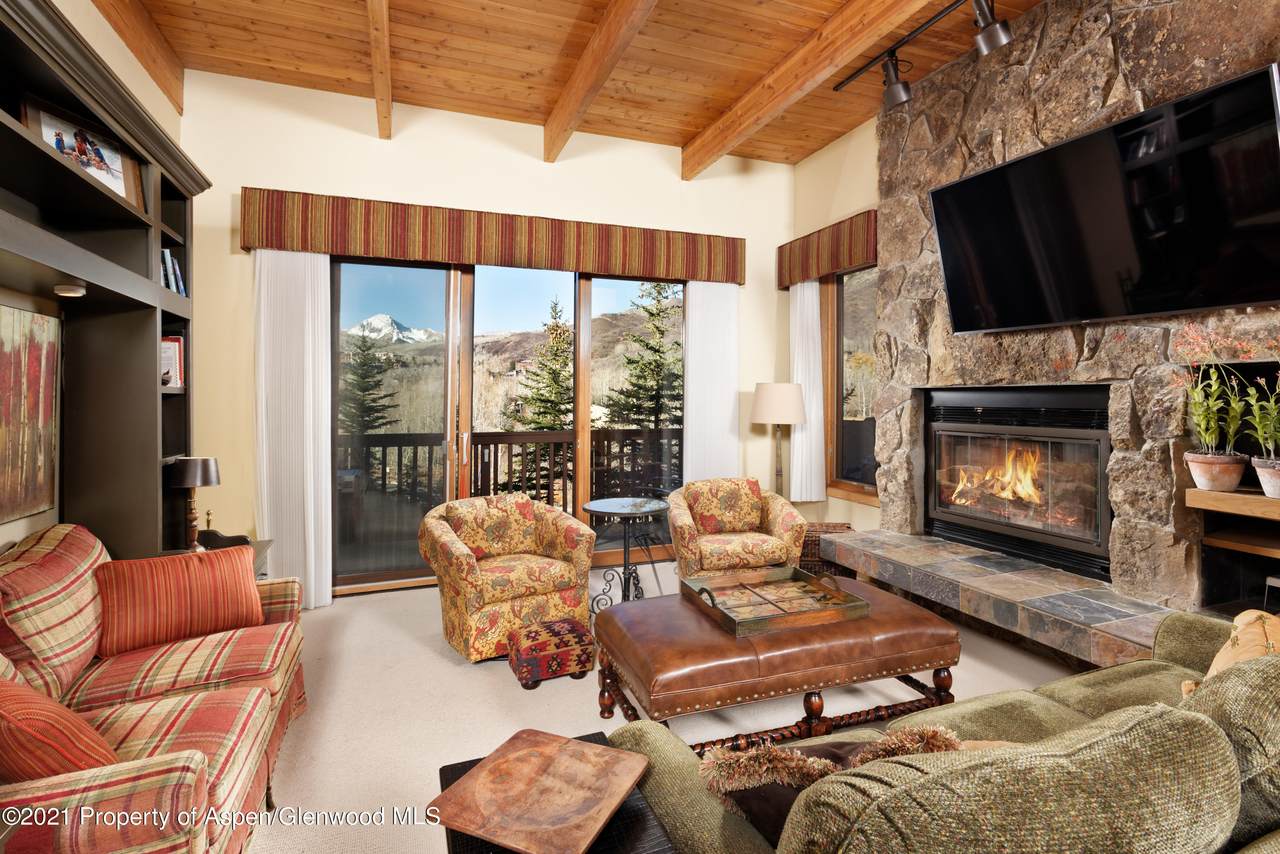 229 Faraway Road - Photo 1