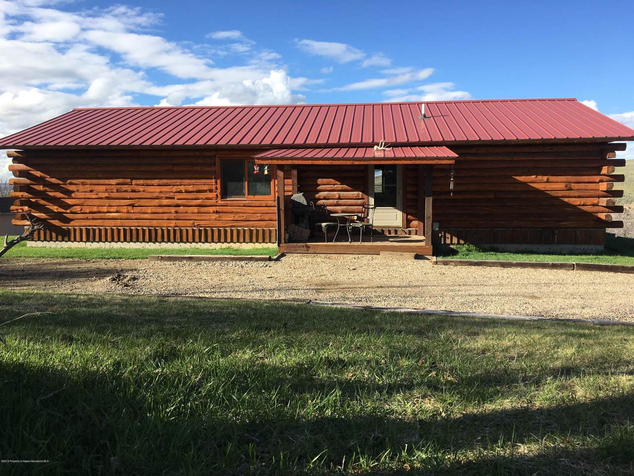 695 Highland Drive - Photo 1