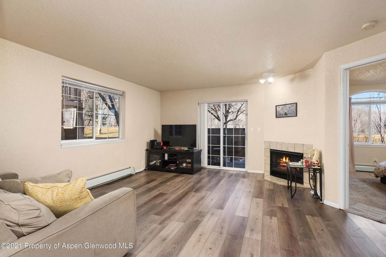 8103 Elk Lane - Photo 1