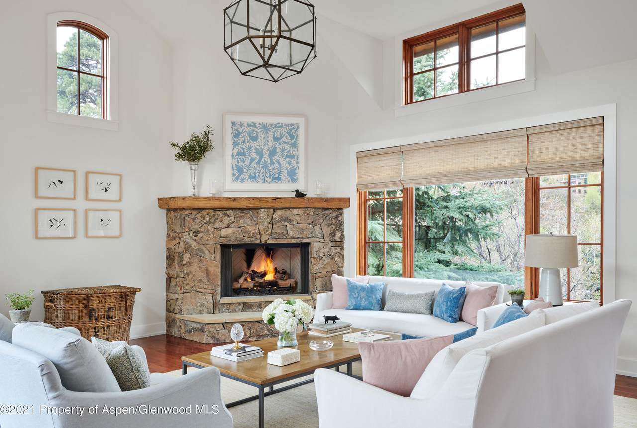 220 Riverside Drive - Photo 1
