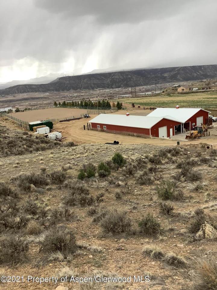 981 Home Ranch Road - Photo 1