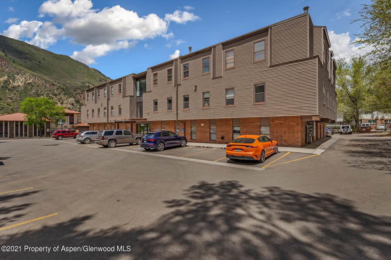 401 23rd Street - Photo 1